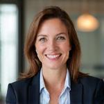 Headshot of Lisa Thompson.
